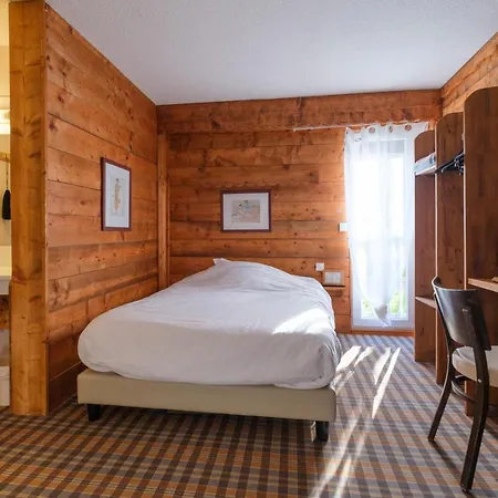 Cit'hotel Le Montreal Châlons-en-Champagne