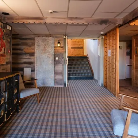 Cit'hotel Le Montreal Hotel 2*