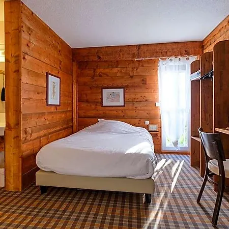 Cit'hotel Le Montreal Hotel 2*