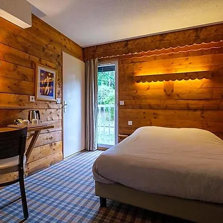 Hotel Cit'hotel Le Montreal 2*