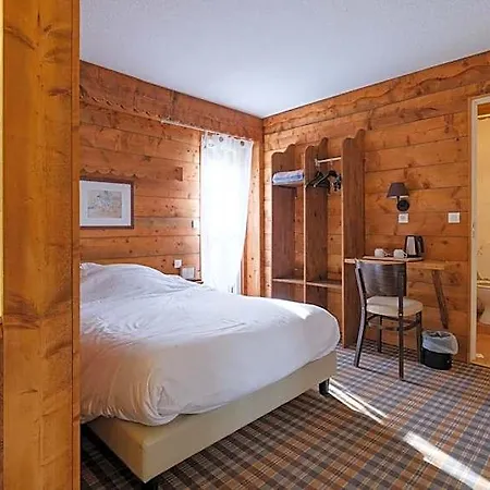 Cit'hotel Le Montreal 2*
