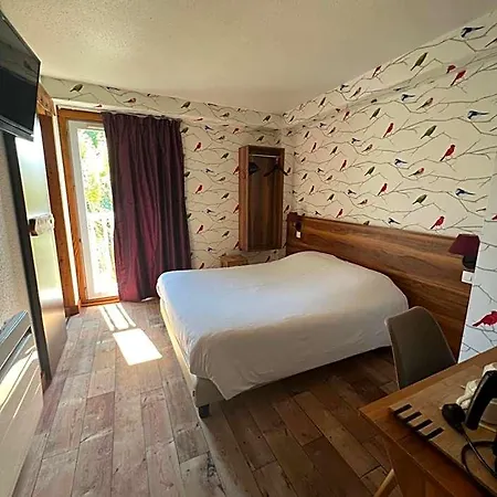 Cit'hotel Le Montreal 2*