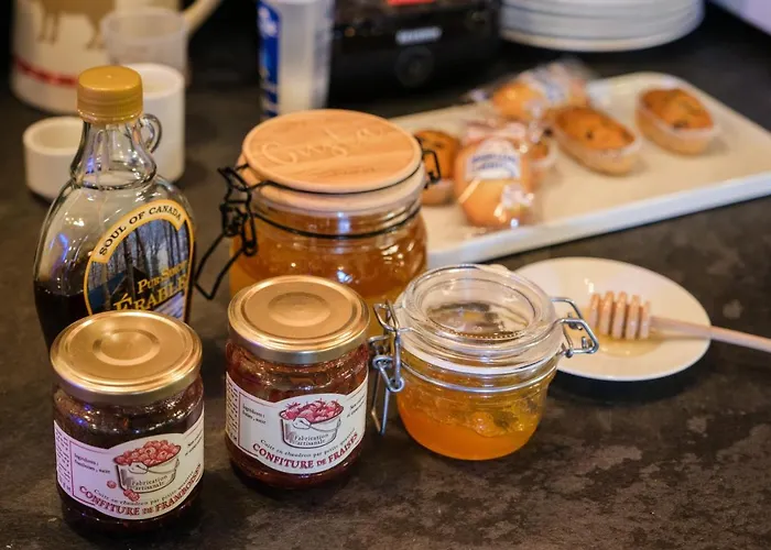 Cit'hotel Le Montreal 2*