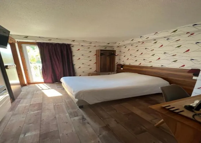 Cit'hotel Le Montreal 2* Chalons-en-Champagne